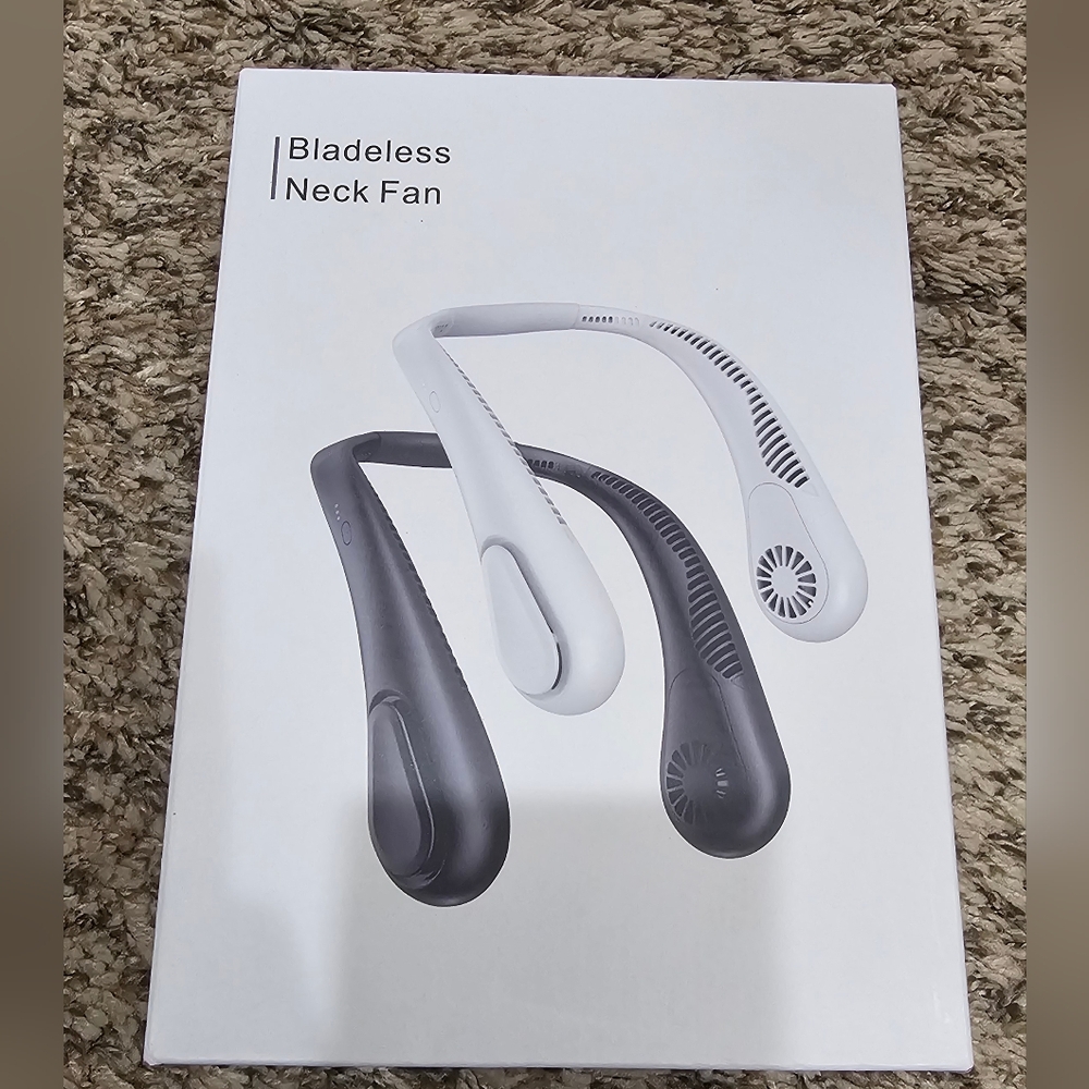 Bladeless Neck Fan in Black